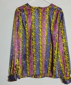 🎉4/$20 VINTAGE Retro Laura and Jayne Gold Shirt